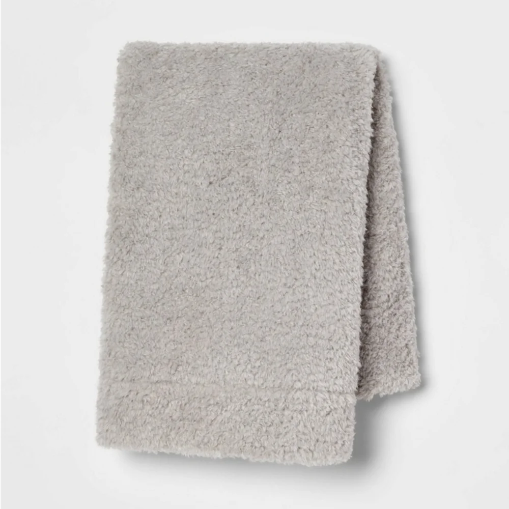 Reversible textured plush pillowcase - Room Essentials